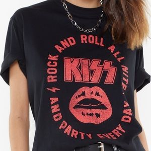 KISS band tee